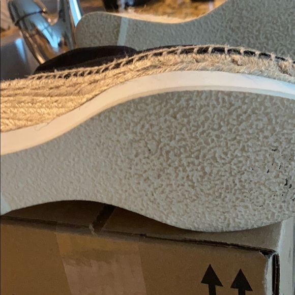 Suede zipper shoe with hemp - Picture 4 of 5